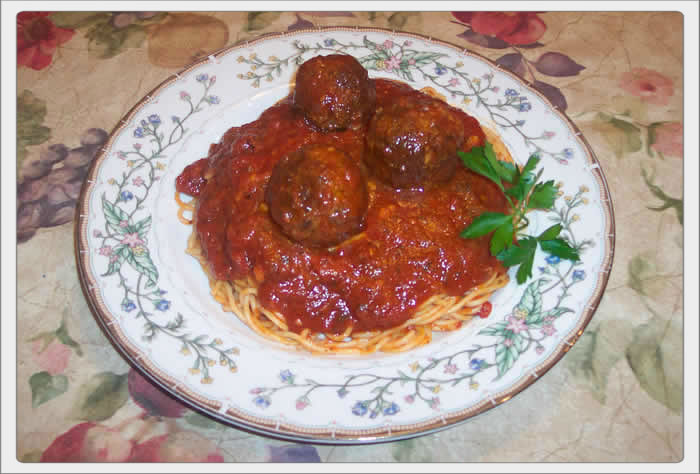 Spaghetti Sauce and Meatball Plate