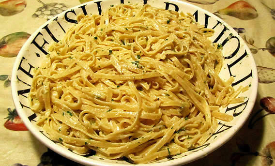 fettuccine alfredo