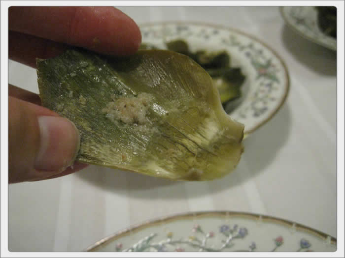 stuffed_artichoke_blowup_photo_04
