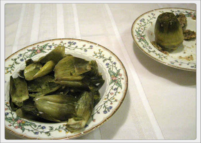 stuffed_artichoke_blowup_photo_05