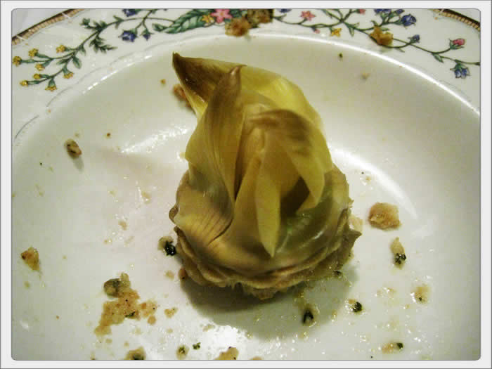 stuffed_artichoke_blowup_photo_06